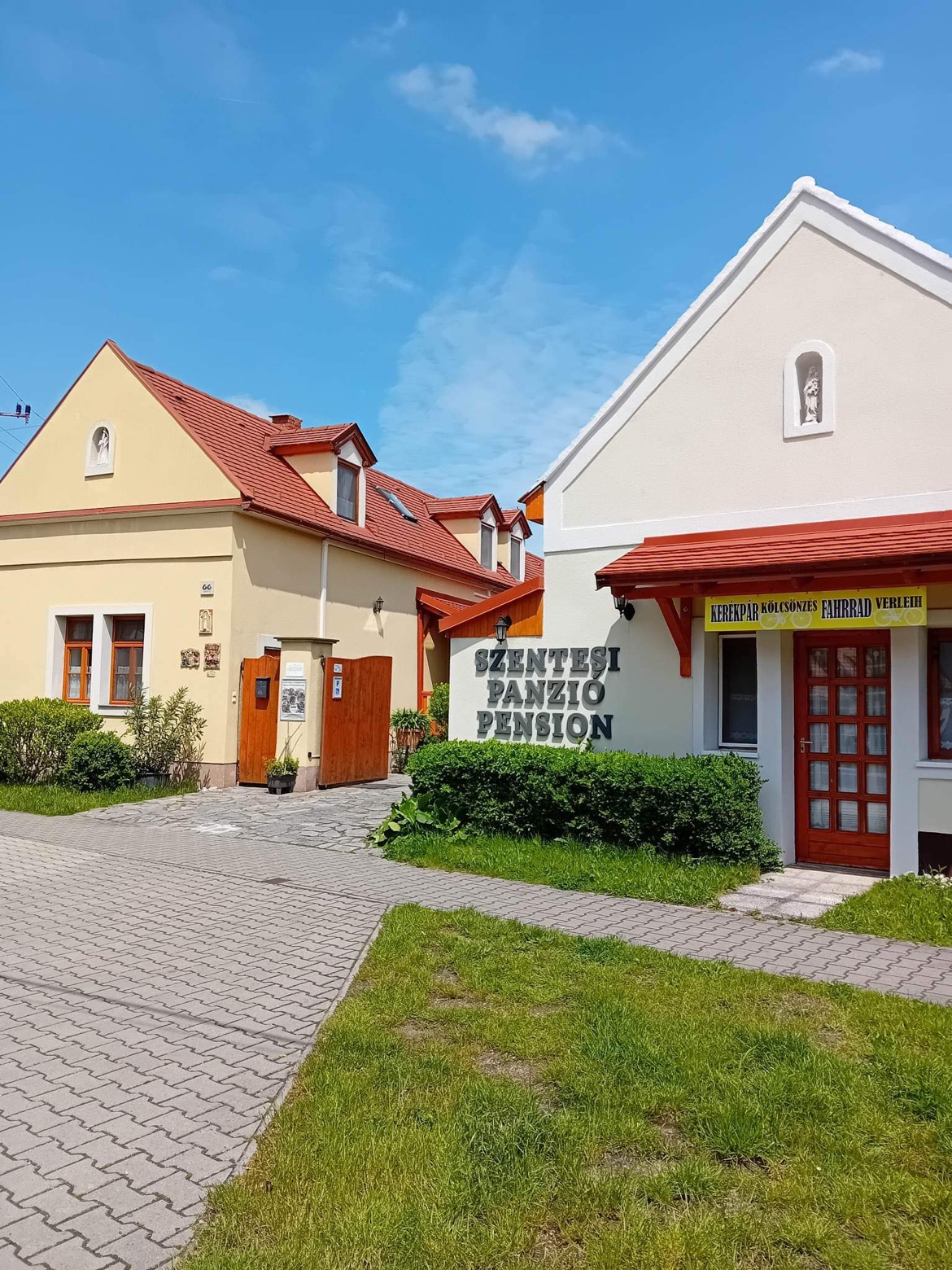 Szállások front 2