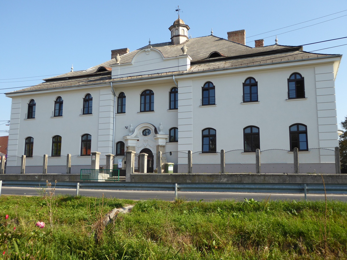 zárdaiskola